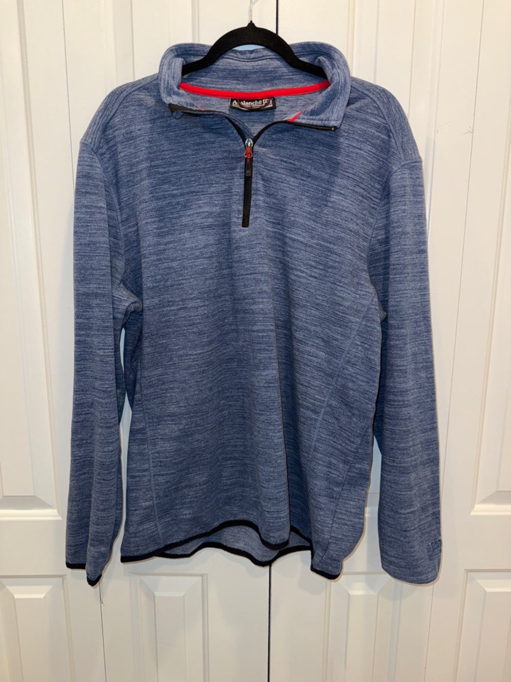 Avalanche Men’s Heathered Blue Quarter-Zip Pullover with Red Trim